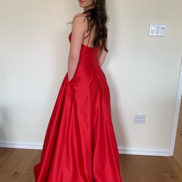 Red Prom Dress! - Picture 7 of 7
